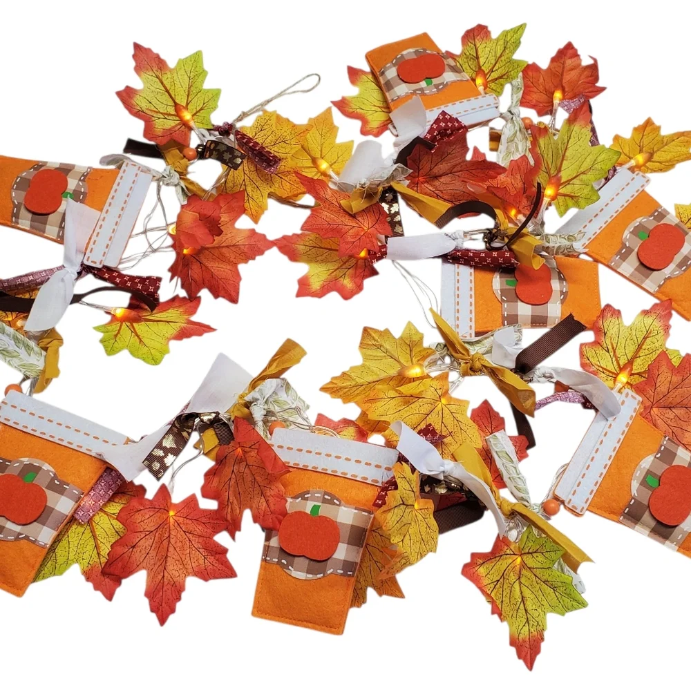 NWOT Autumn LED Lighted Garland with Latte Pumpkin Cups Banner